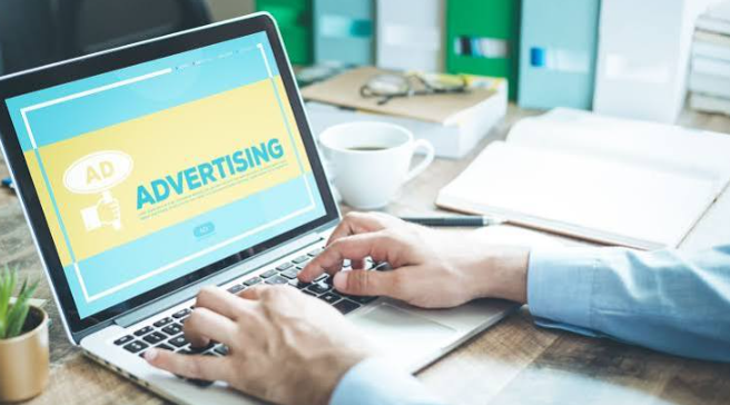 How to Compare Job Advertisements Before Applying